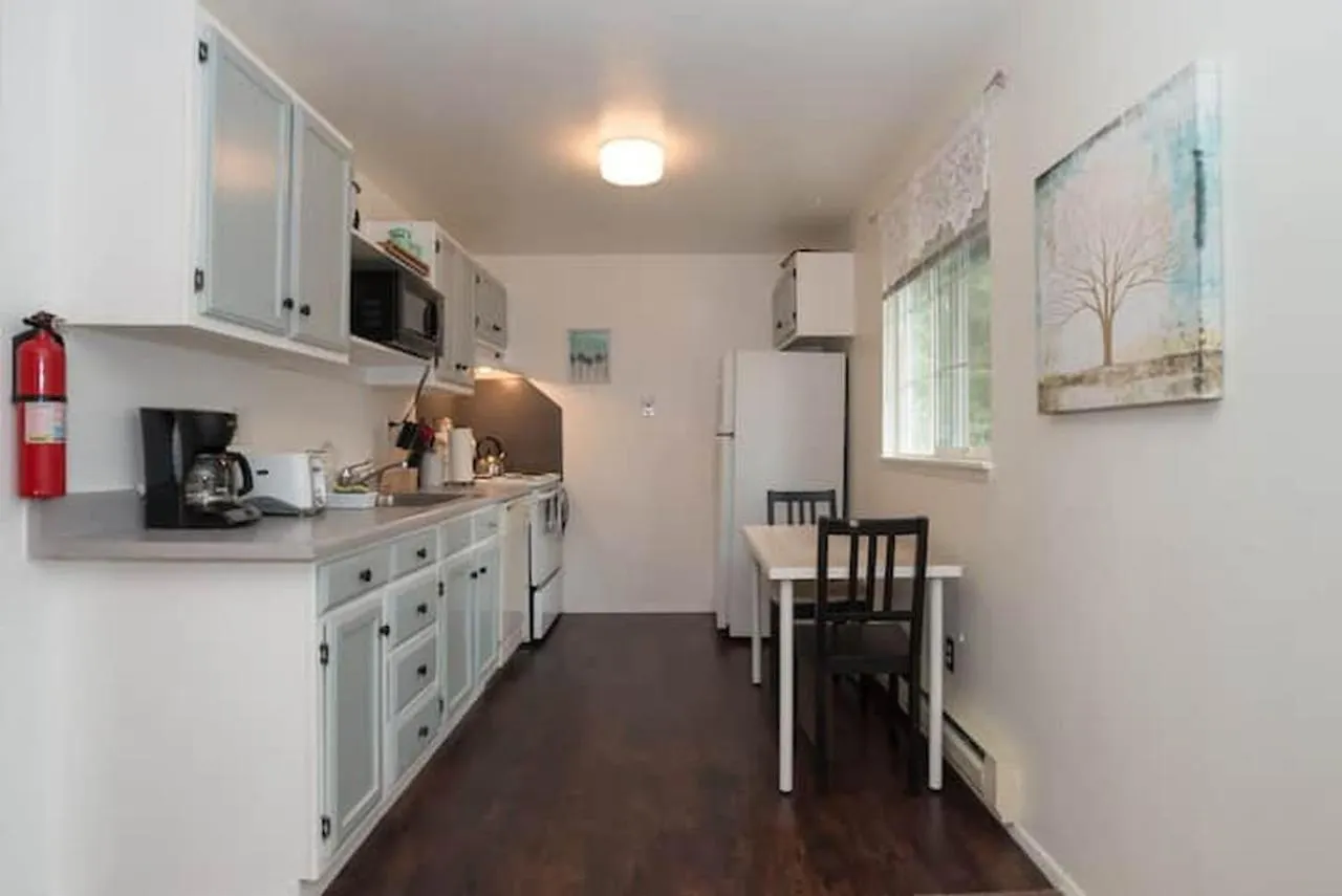 Contemporary, Marine 2Bd/1Ba Apartment C In Kent 0*,