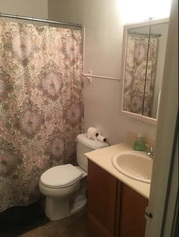 Contemporary, Marine 2Bd/1Ba Apartment C In Kent