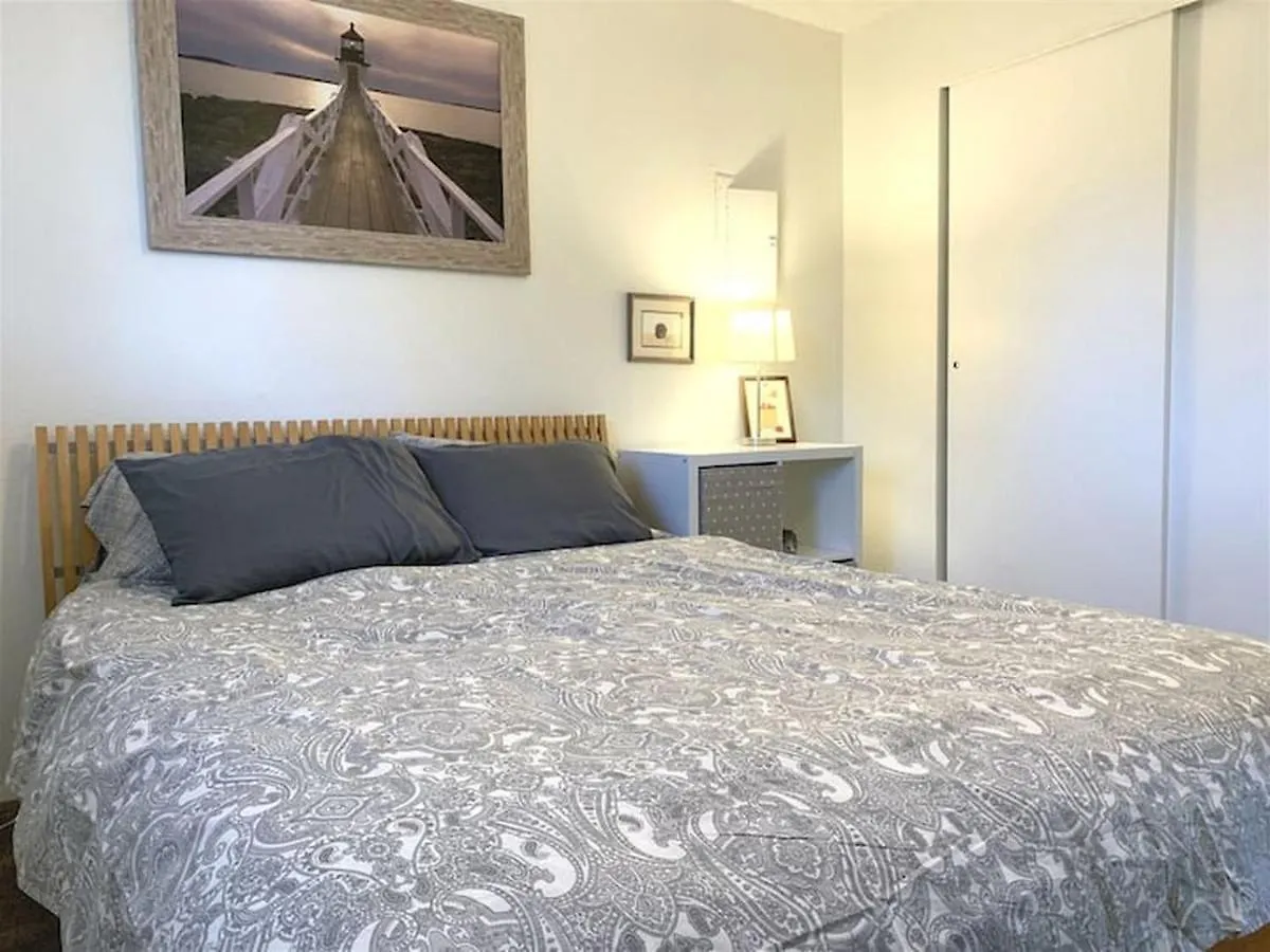 Contemporary, Marine 2Bd/1Ba Apartment C In Kent