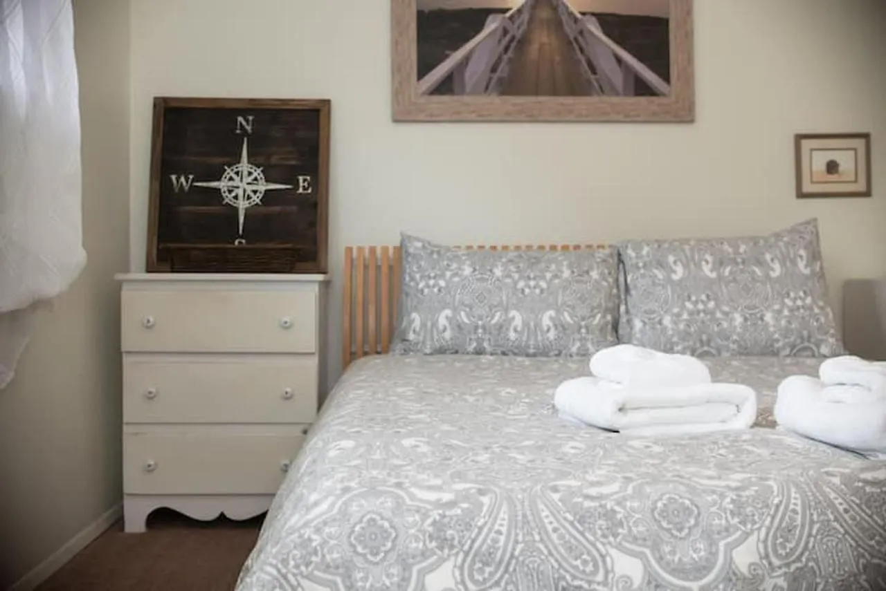 Contemporary, Marine 2Bd/1Ba Apartment C In Kent 0*,  United States